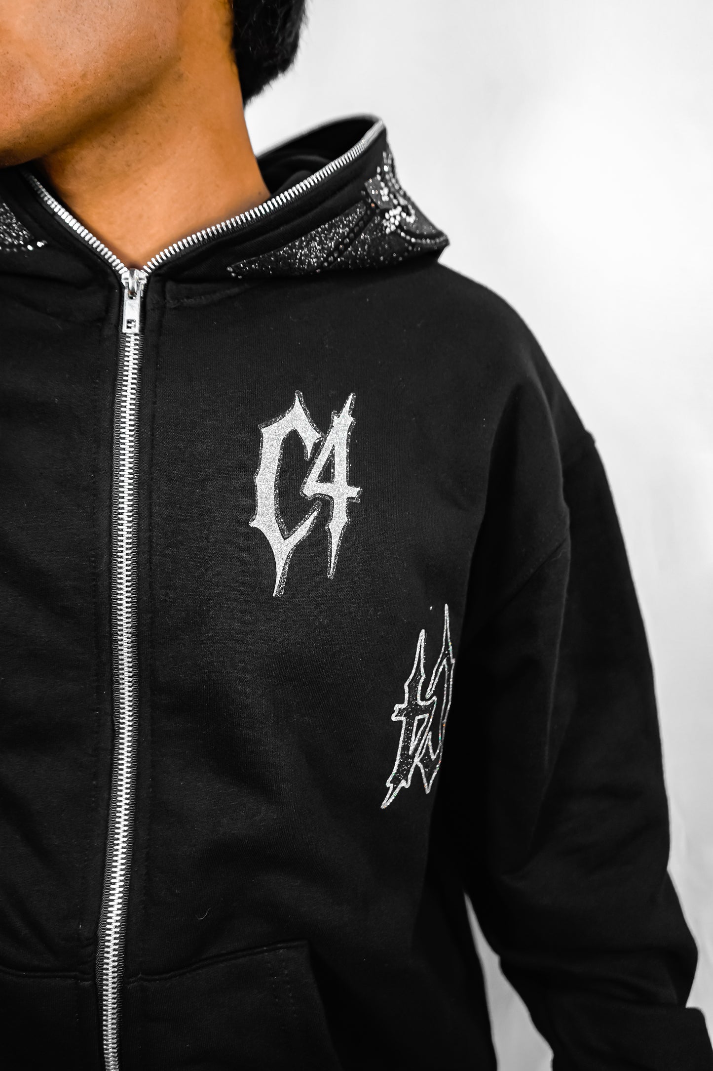 "KAMI FULL ZIP"